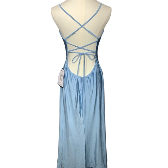 B Darlin Women’s Blue Satin Maxi Dress Size 13/14 Spaghetti Straps Open Back Sid - Picture 2 of 6
